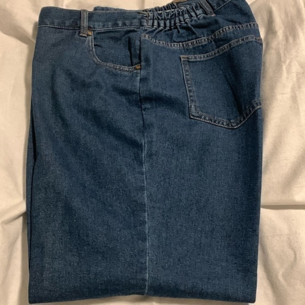 NWOT, Women Within Jeans, size 16. Zip front, elastic stretch to waist.